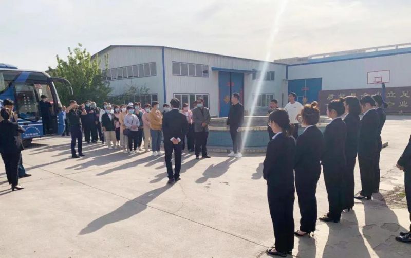 推動養(yǎng)殖行業(yè)綠色健康發(fā)展丨河北省各級領(lǐng)導、養(yǎng)殖單位和逸凡蔚嵐生物科技蒞臨我司調(diào)研